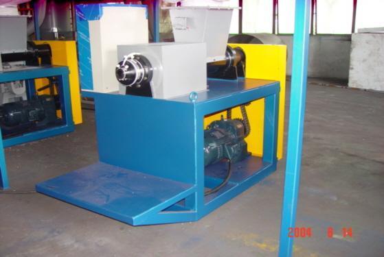 Sung Hoon Tech foam Melter